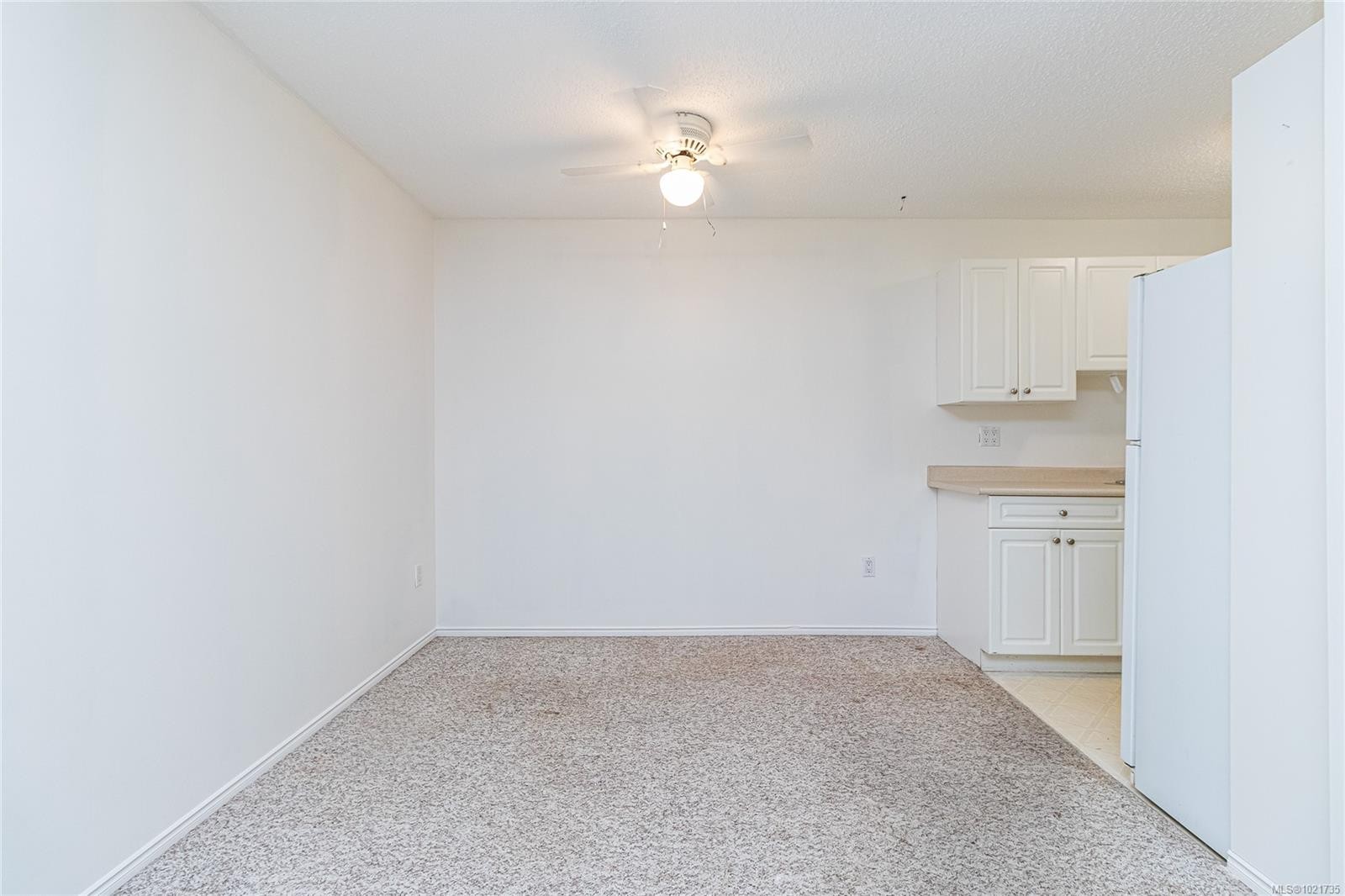 101-3251 Cowichan Lake Rd, Duncan, BC - Indoor Photo Showing Other Room