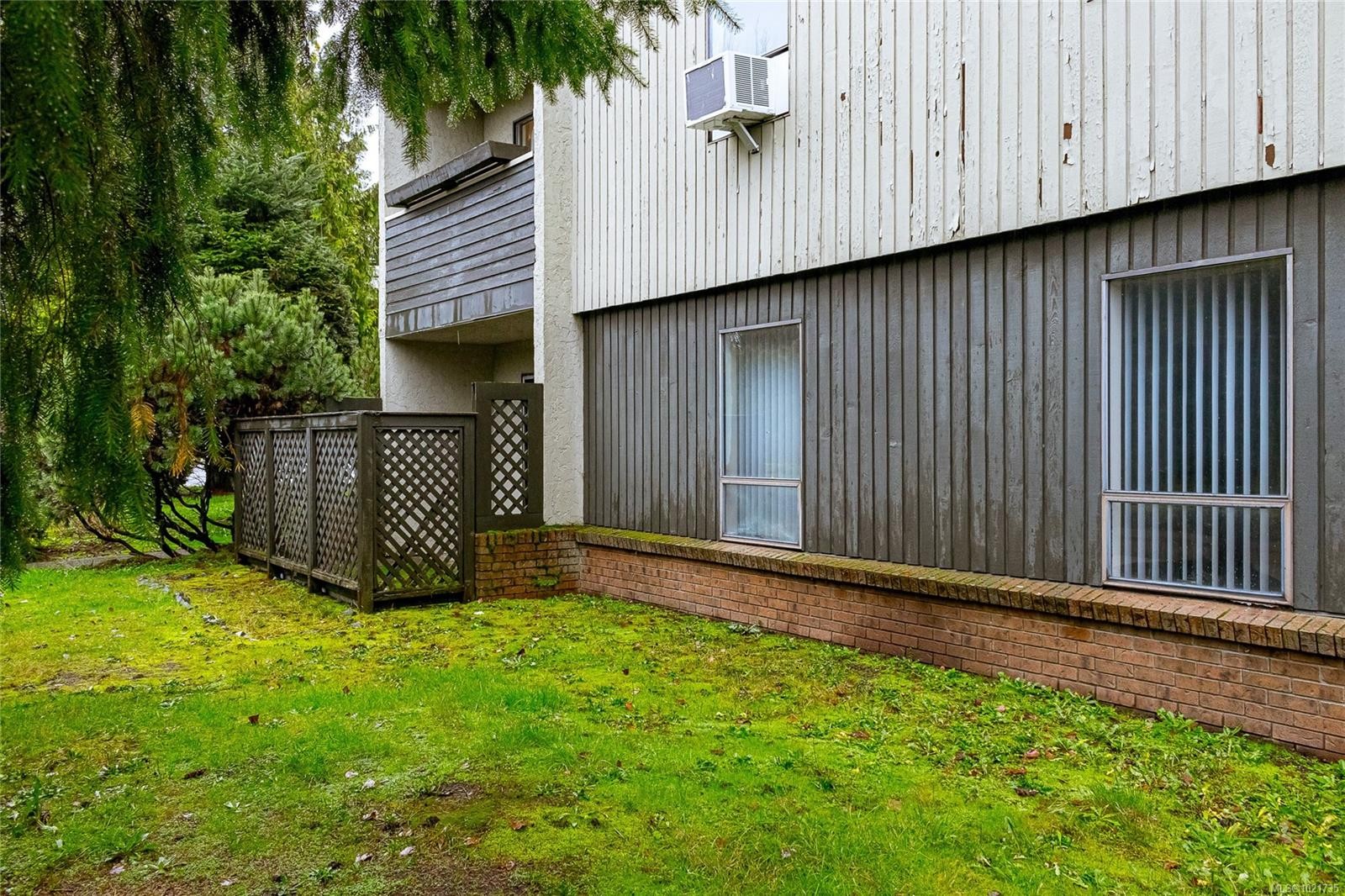 101-3251 Cowichan Lake Rd, Duncan, BC - Outdoor With Deck Patio Veranda With Exterior