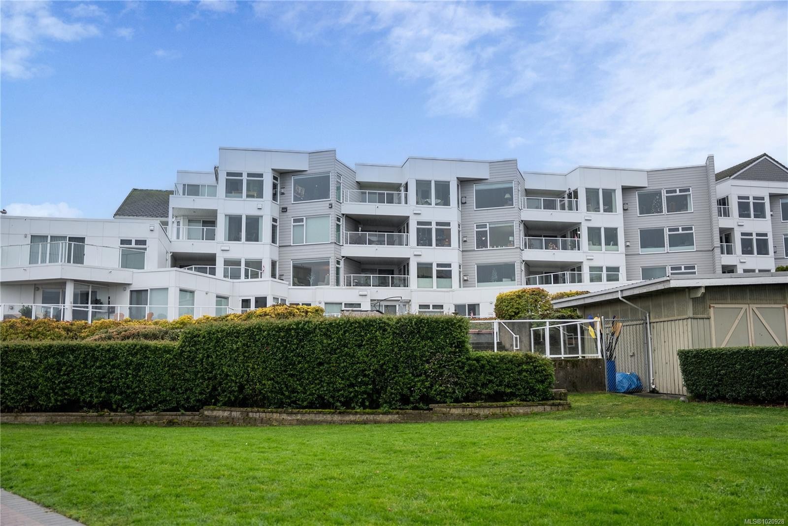 308-2550 Bevan Ave, Sidney, BC - Outdoor With Balcony With Facade