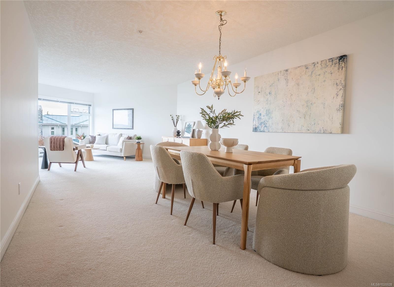 308-2550 Bevan Ave, Sidney, BC - Indoor Photo Showing Dining Room