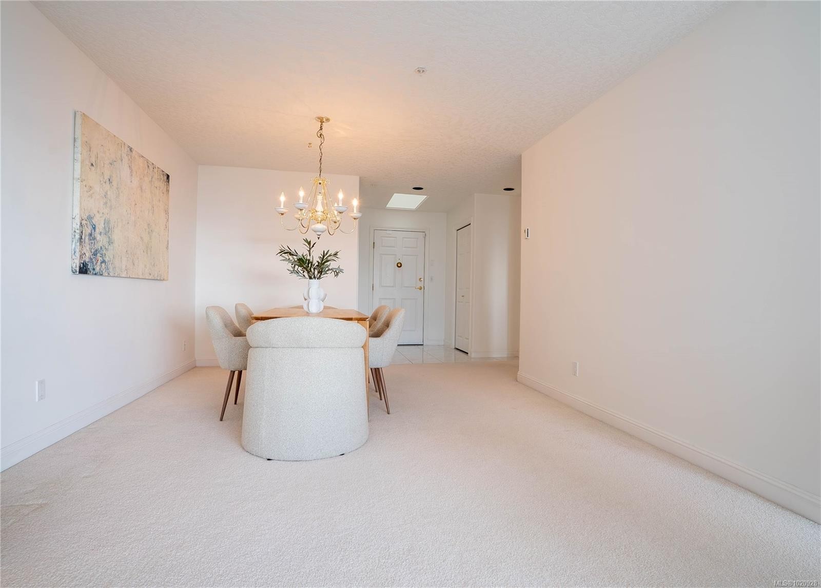 308-2550 Bevan Ave, Sidney, BC - Indoor Photo Showing Other Room