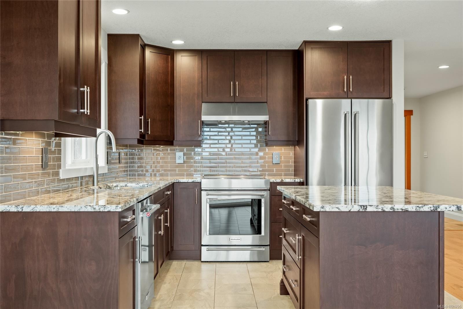 912 Howard Ave, Nanaimo, BC