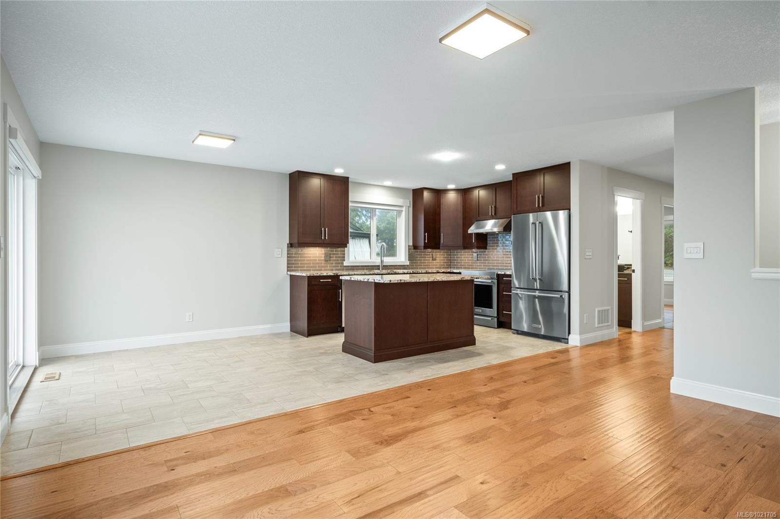 912 Howard Ave, Nanaimo, BC