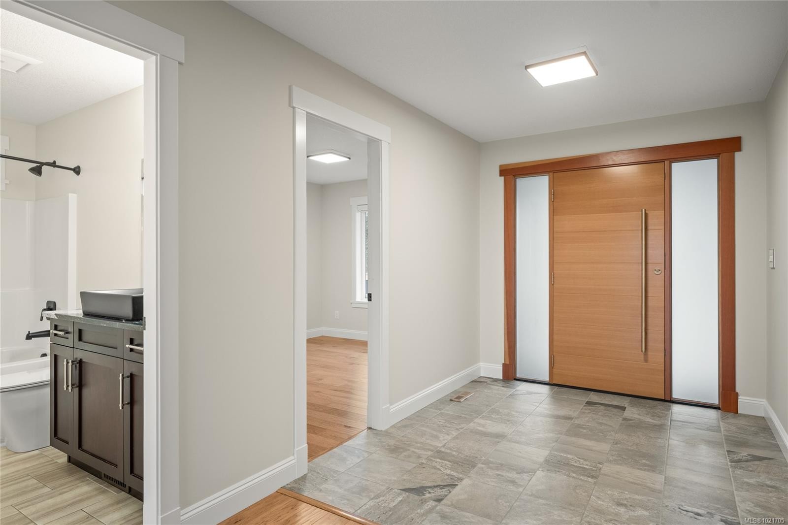 912 Howard Ave, Nanaimo, BC