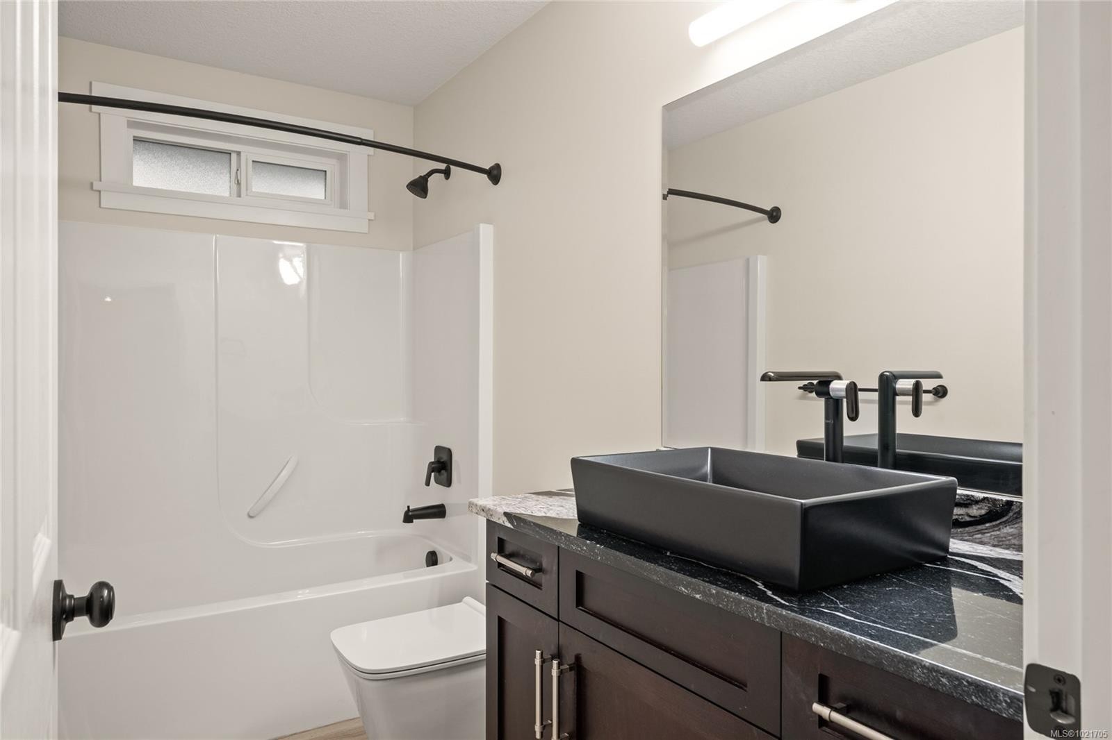 912 Howard Ave, Nanaimo, BC