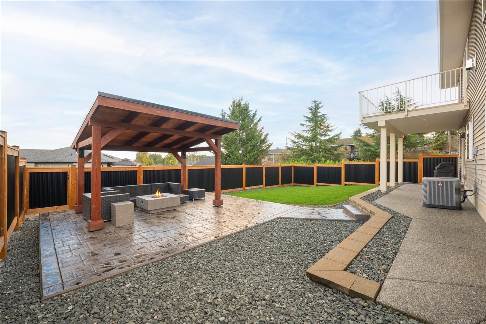 912 Howard Ave, Nanaimo, BC