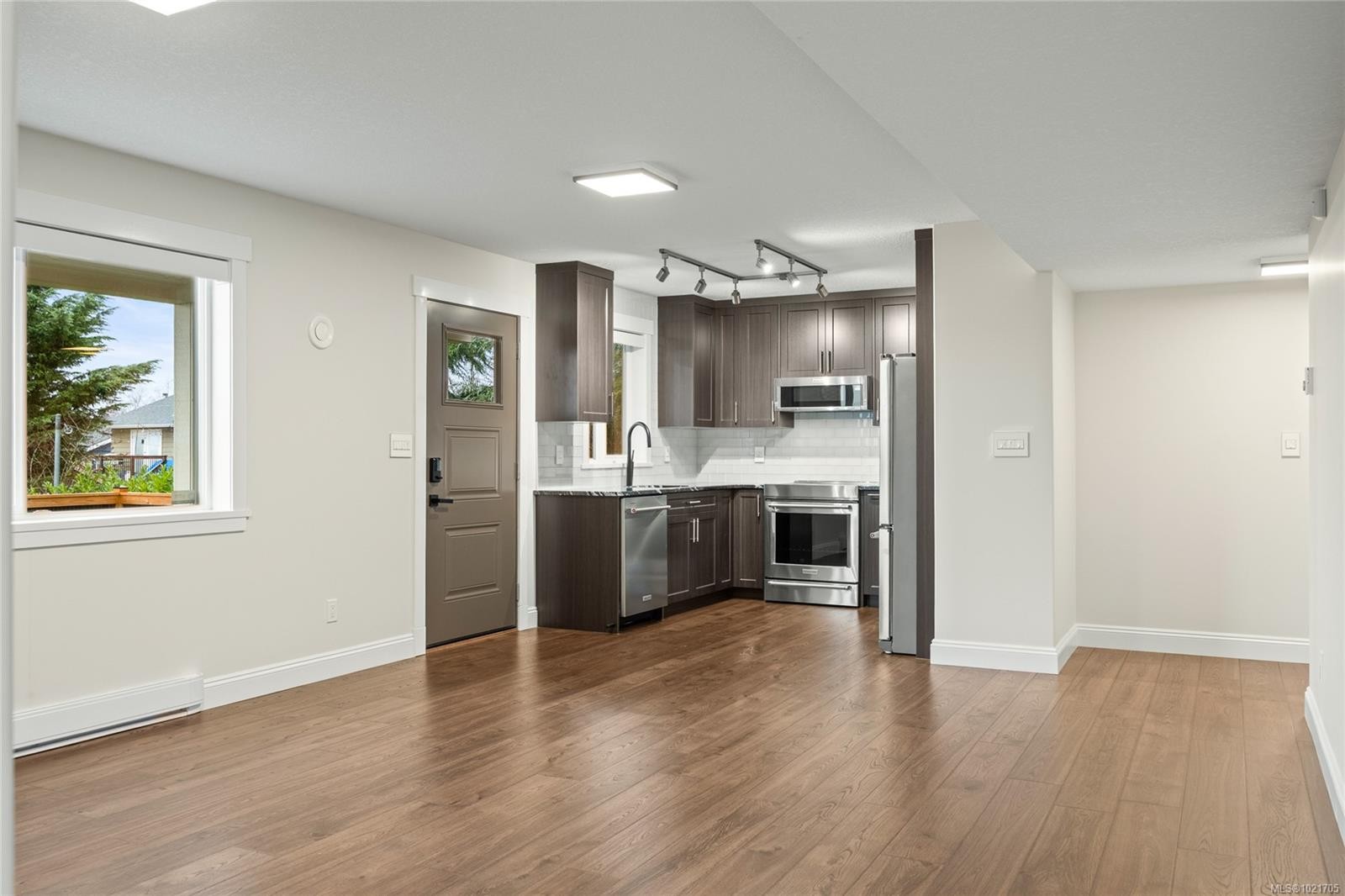 912 Howard Ave, Nanaimo, BC