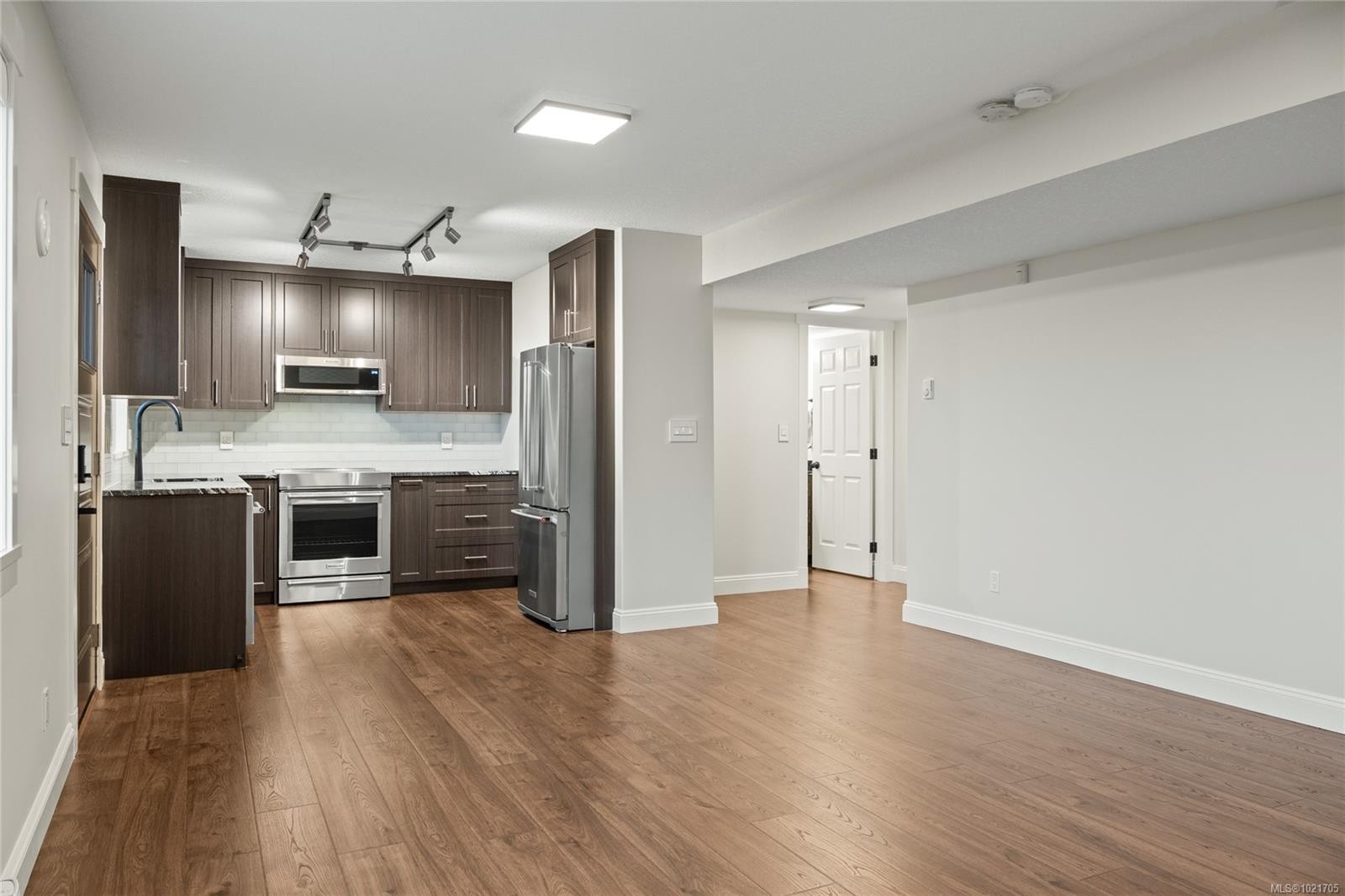 912 Howard Ave, Nanaimo, BC