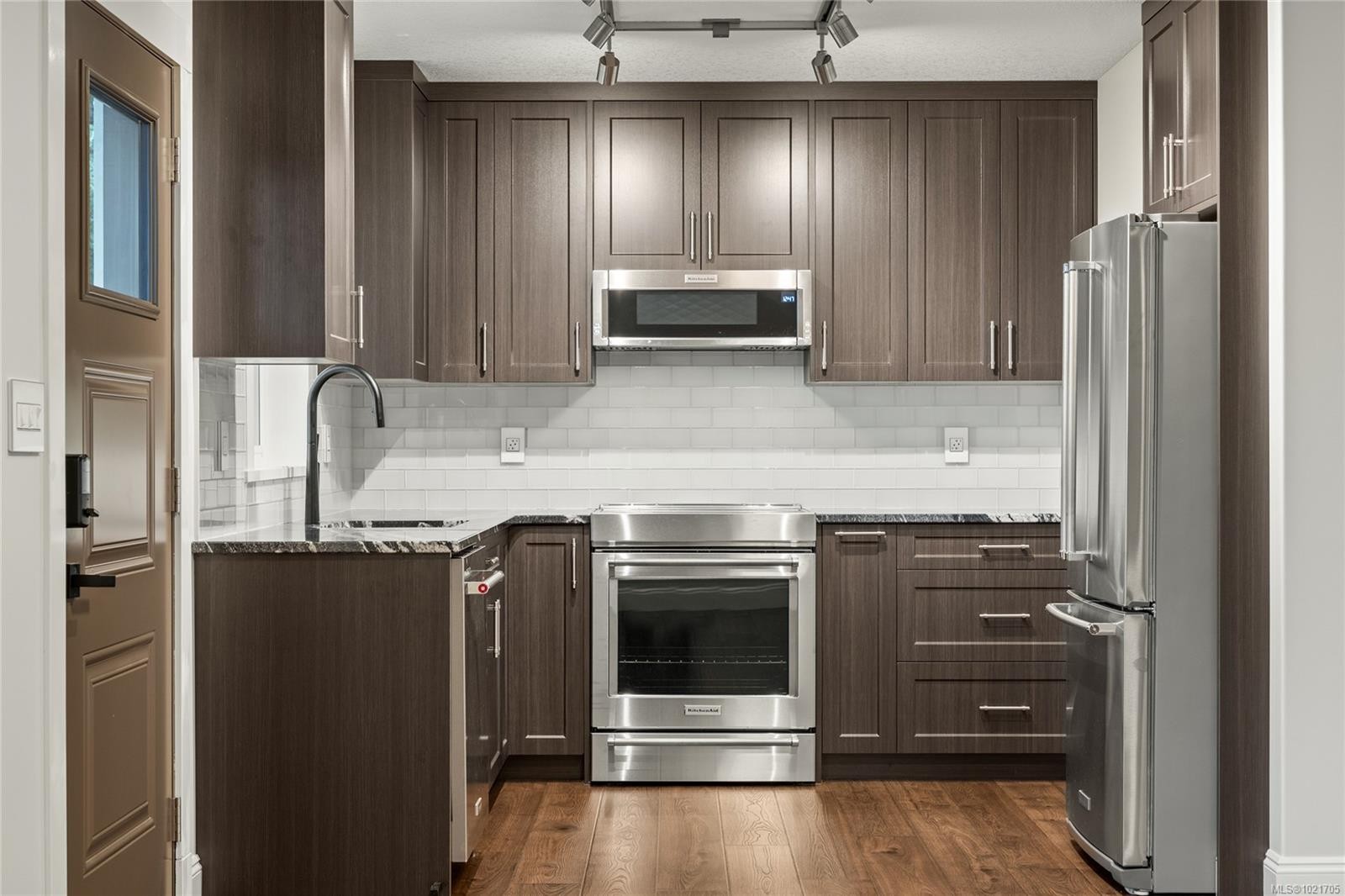 912 Howard Ave, Nanaimo, BC