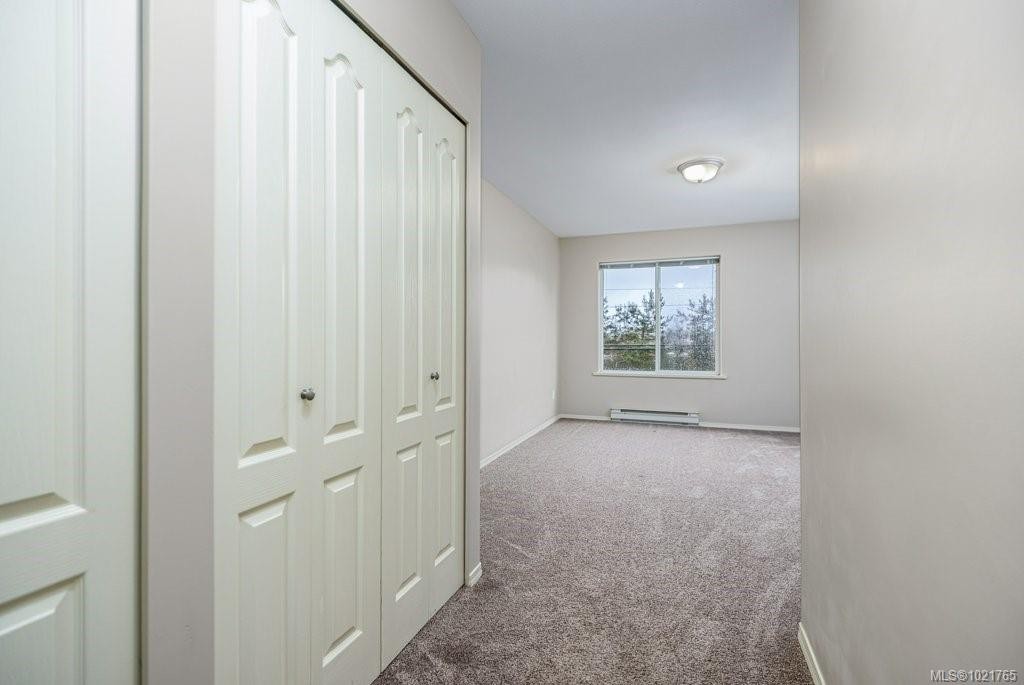 211-130 Back Rd, Courtenay, BC - Indoor Photo Showing Other Room