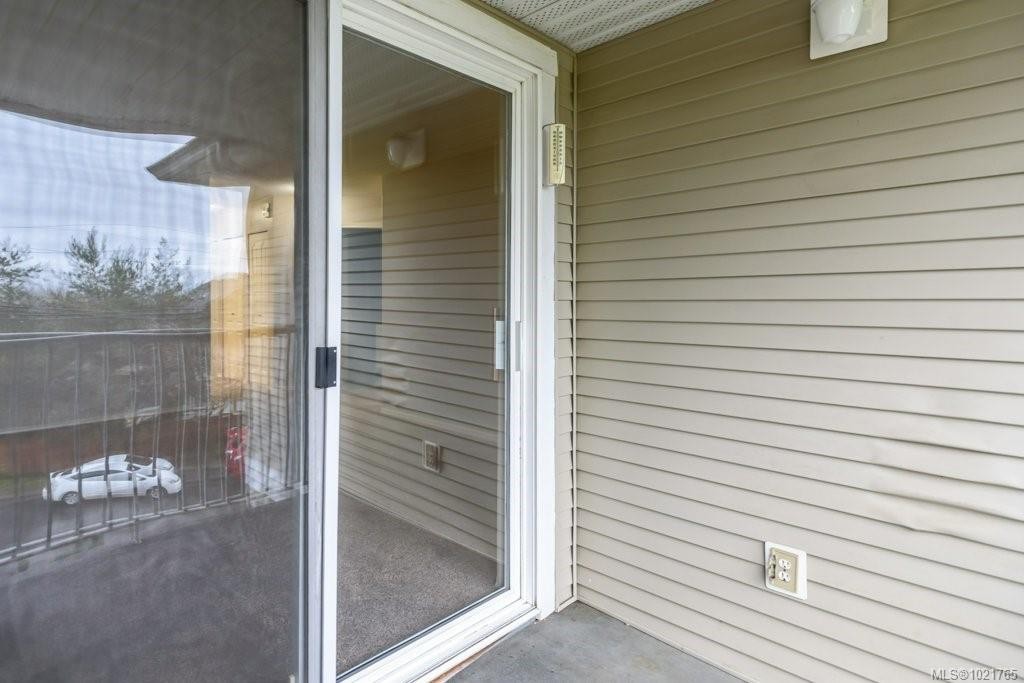 211-130 Back Rd, Courtenay, BC - Outdoor With Balcony With Exterior