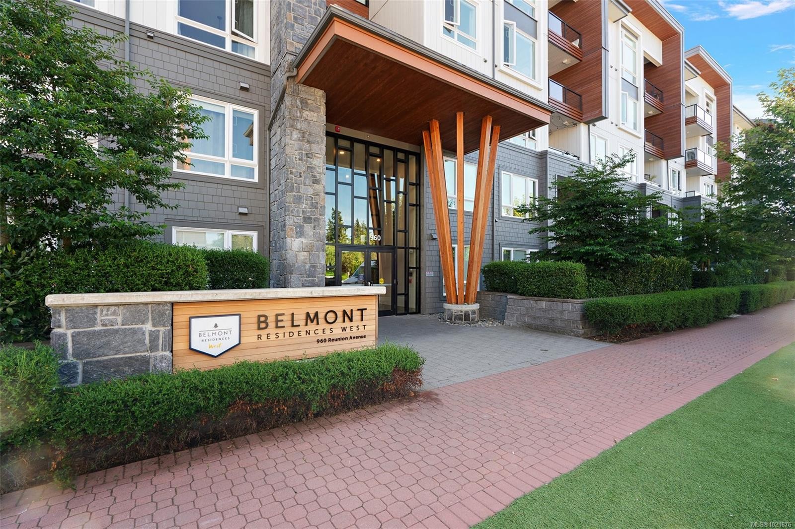 418-960 Reunion Ave, Langford, BC - Outdoor