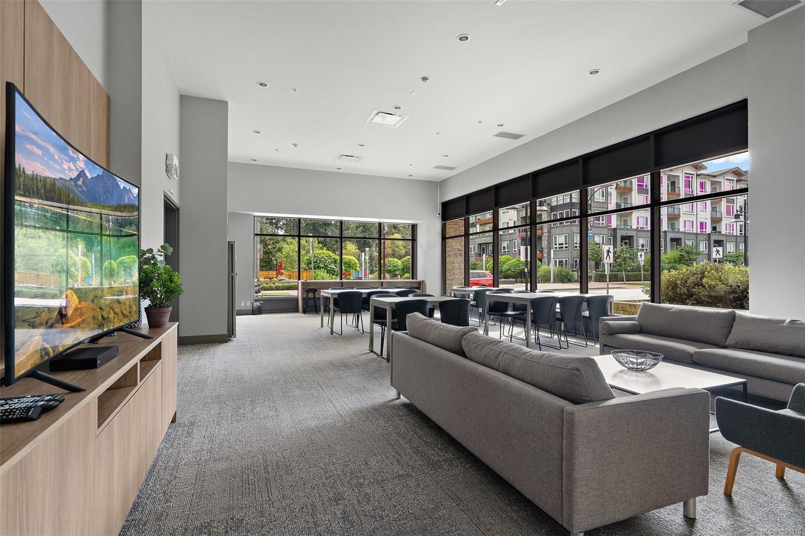 418-960 Reunion Ave, Langford, BC - Indoor