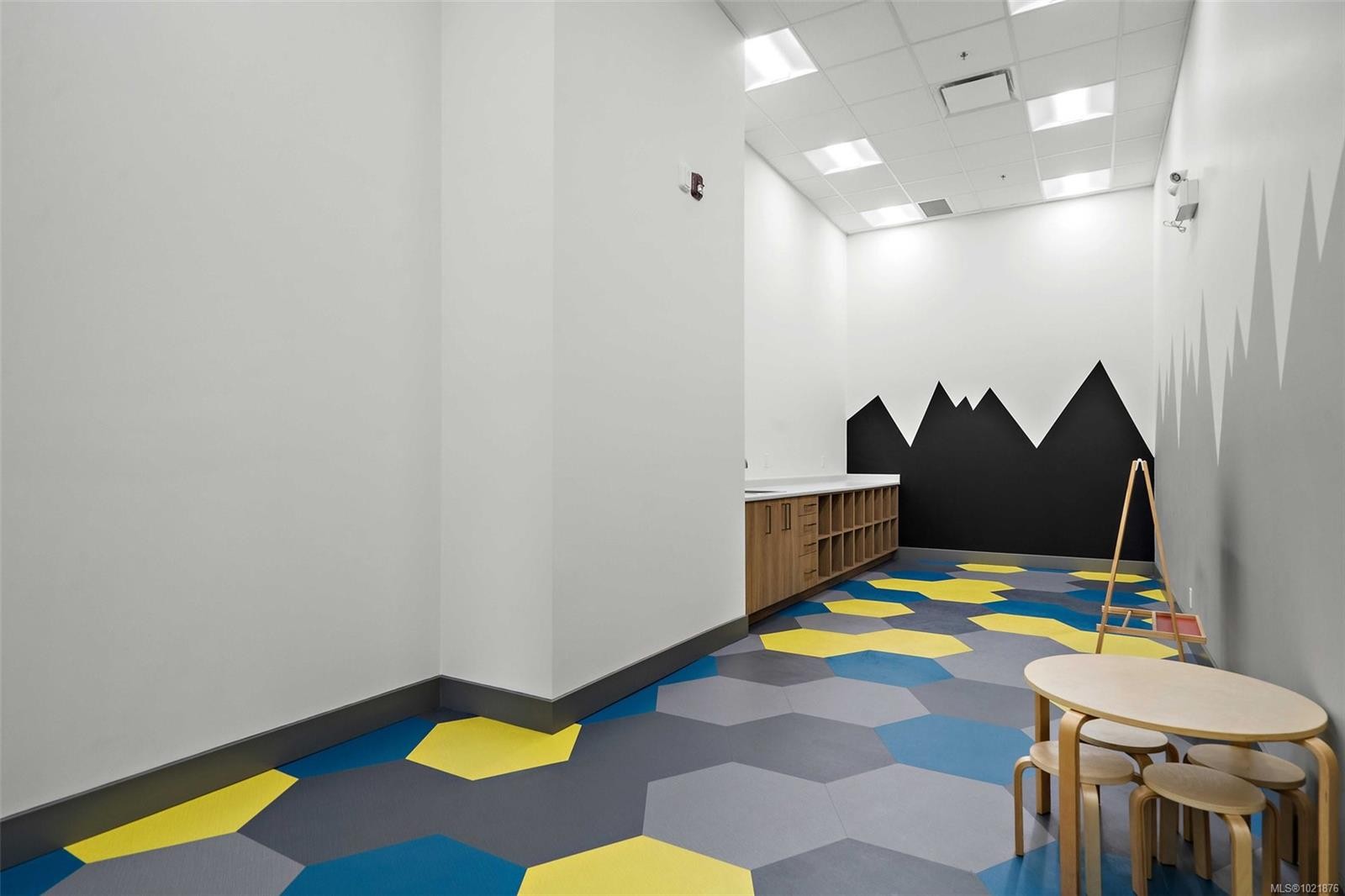 418-960 Reunion Ave, Langford, BC - Indoor Photo Showing Other Room