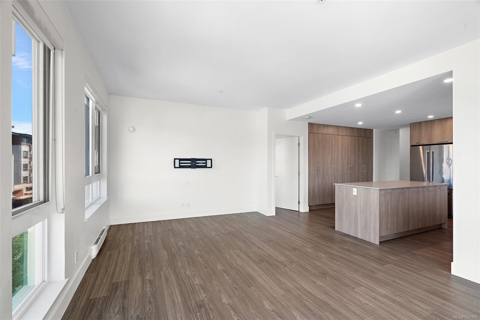 418-960 Reunion Ave, Langford, BC - Indoor Photo Showing Other Room