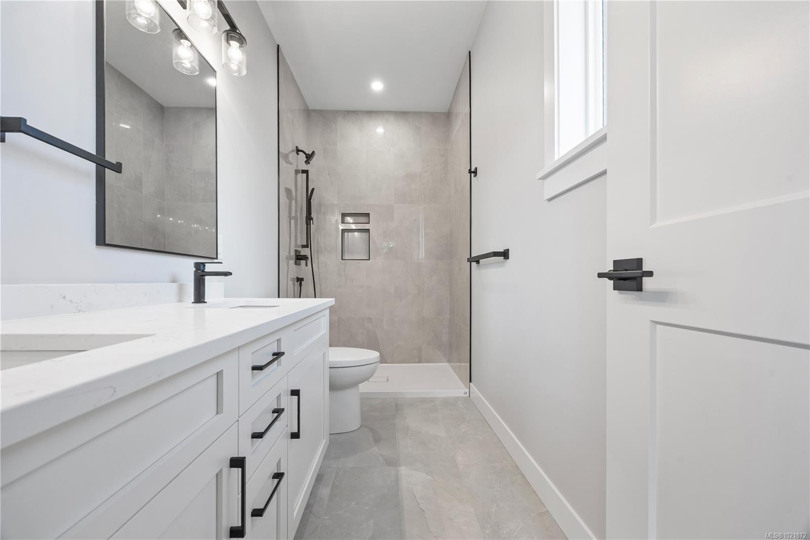 151 Marina View Dr, Ladysmith, BC