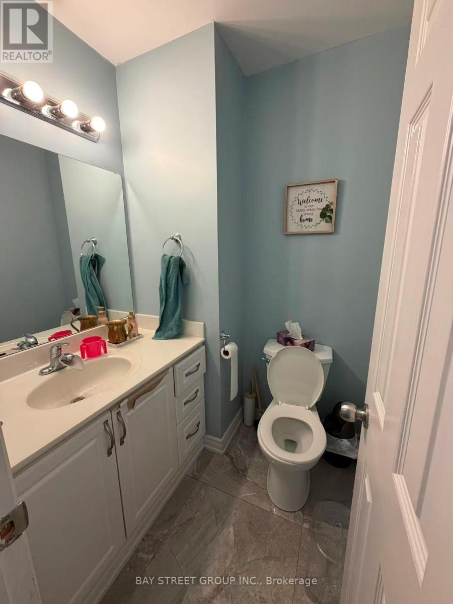 33 Winborne Road, Vaughan, ON - Indoor Photo Showing Bathroom