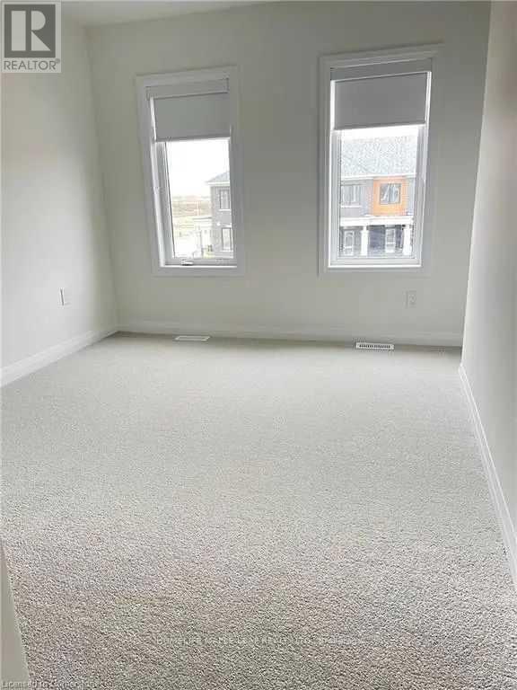 119 Granville Crescent, Haldimand, ON - Indoor Photo Showing Other Room