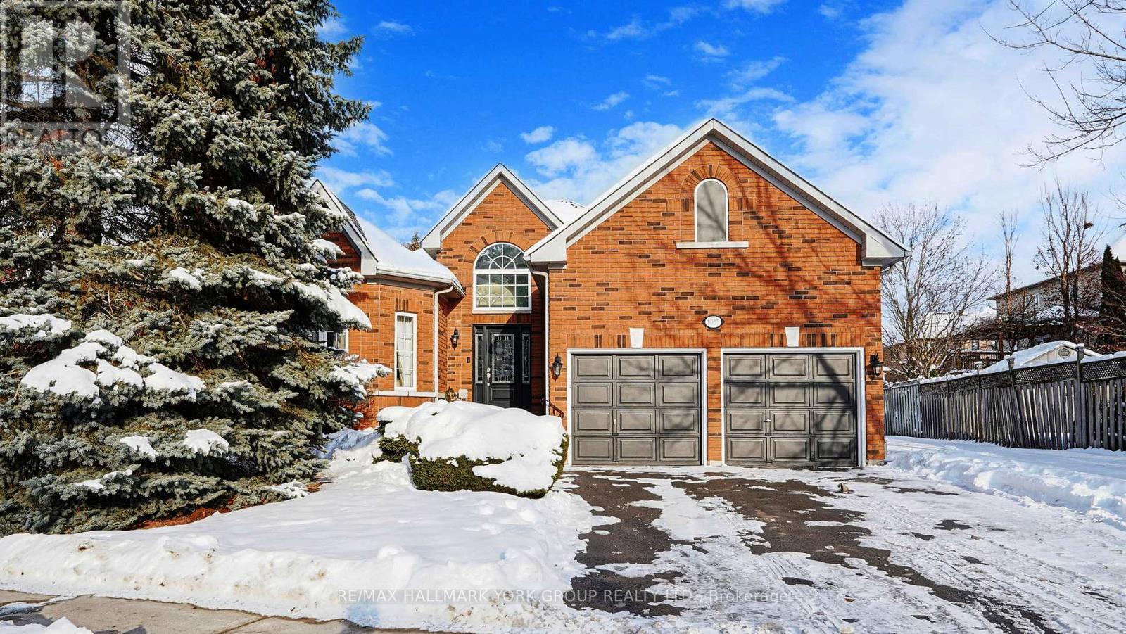 1035 Northern Prospect Crescent, Newmarket, ON - Outdoor