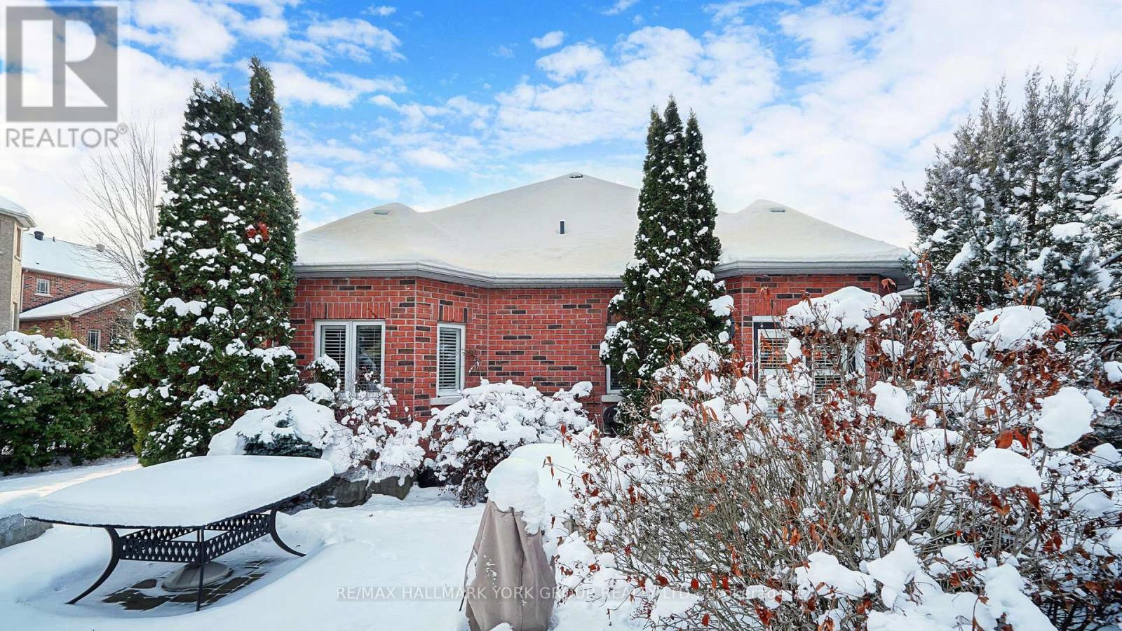 1035 Northern Prospect Crescent, Newmarket, ON - Outdoor