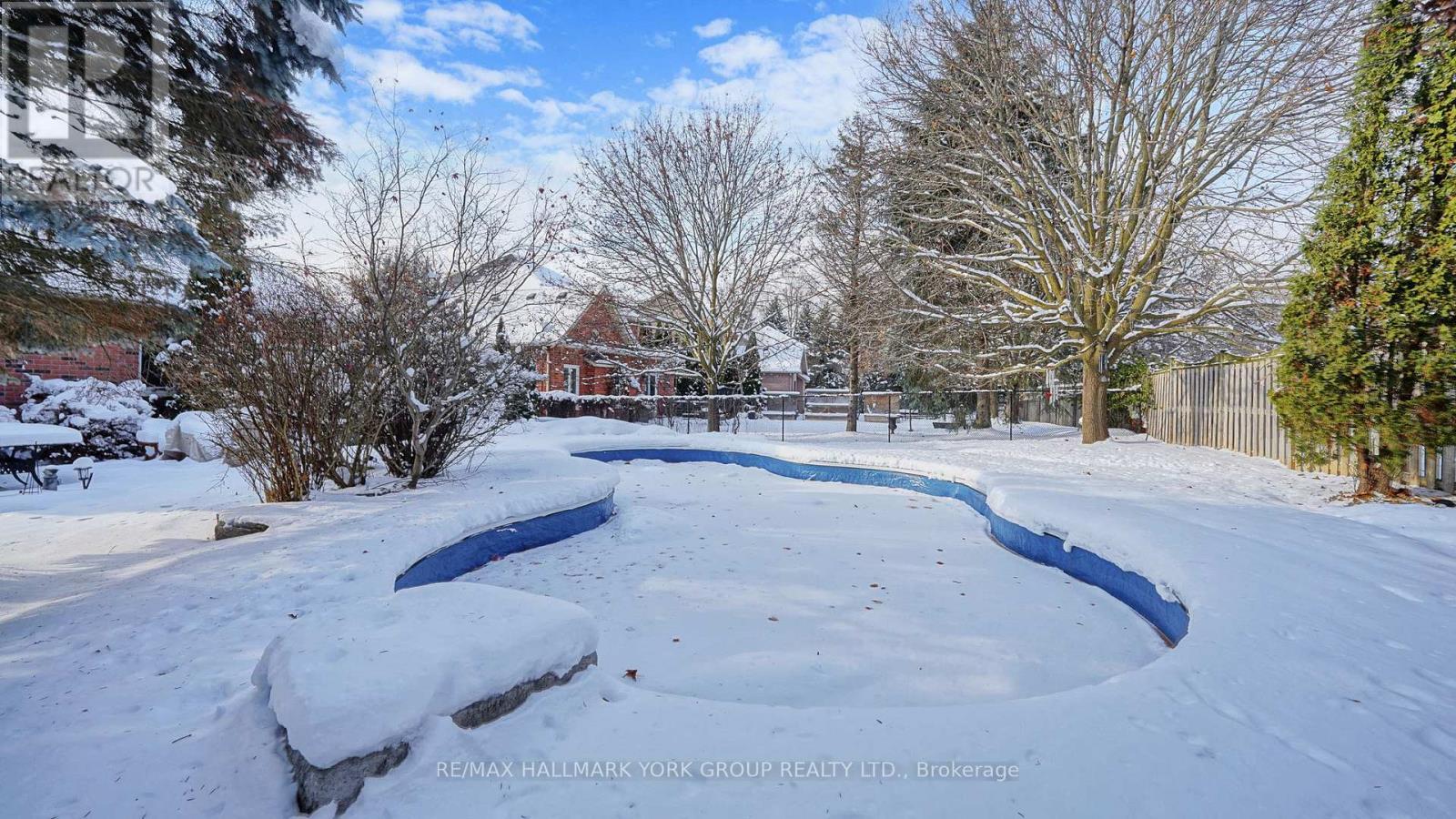 1035 Northern Prospect Crescent, Newmarket, ON - Outdoor