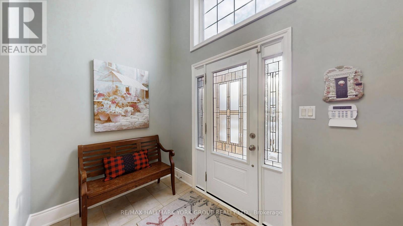 1035 Northern Prospect Crescent, Newmarket, ON - Indoor Photo Showing Other Room