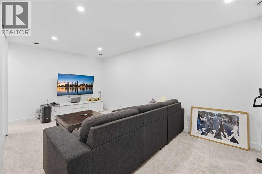 Basement Family Room - 86, 630 Sabrina Road Sw, Calgary, AB - Indoor