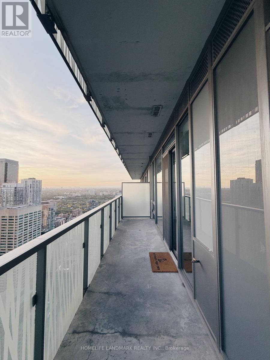 Lph5304 - 50 Charles Street E, Toronto, ON - Outdoor With View With Exterior