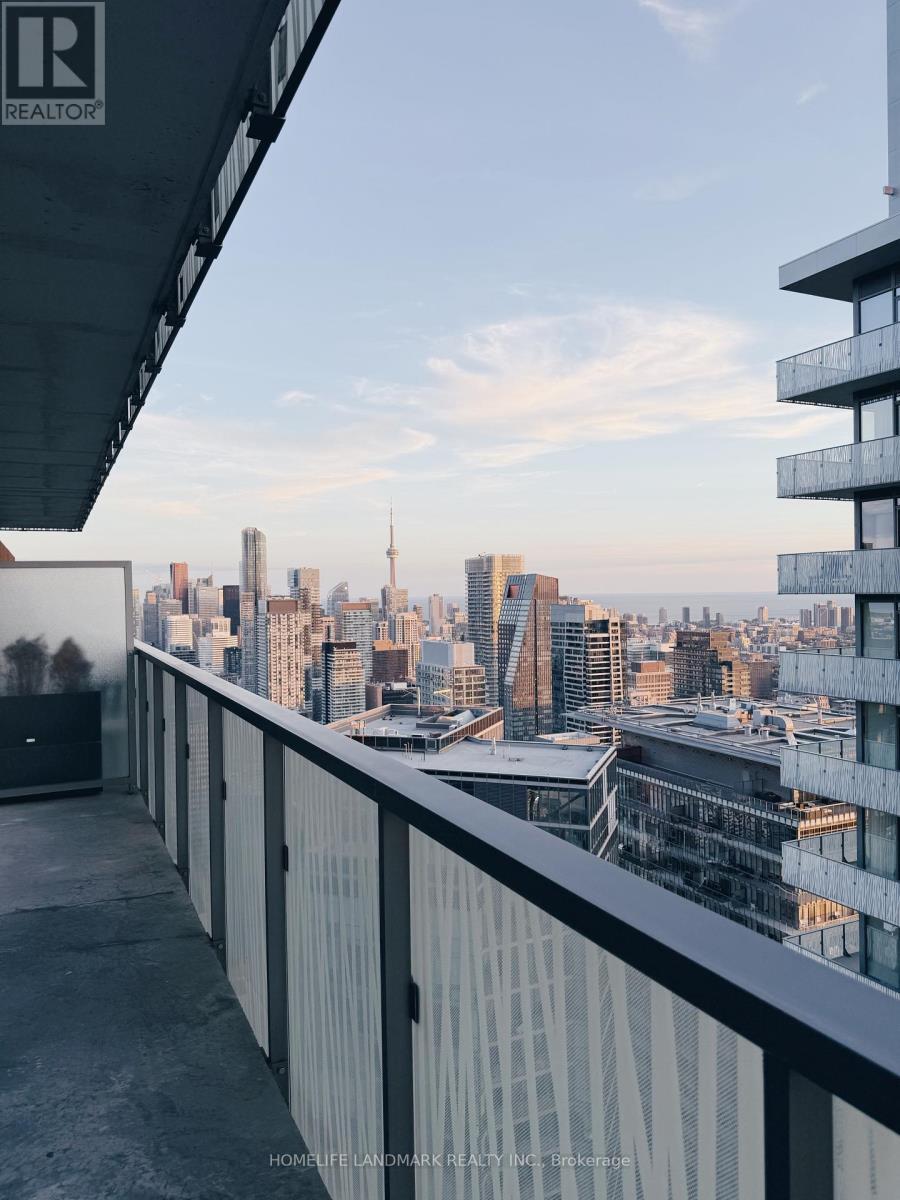 Lph5304 - 50 Charles Street E, Toronto, ON - Outdoor With View