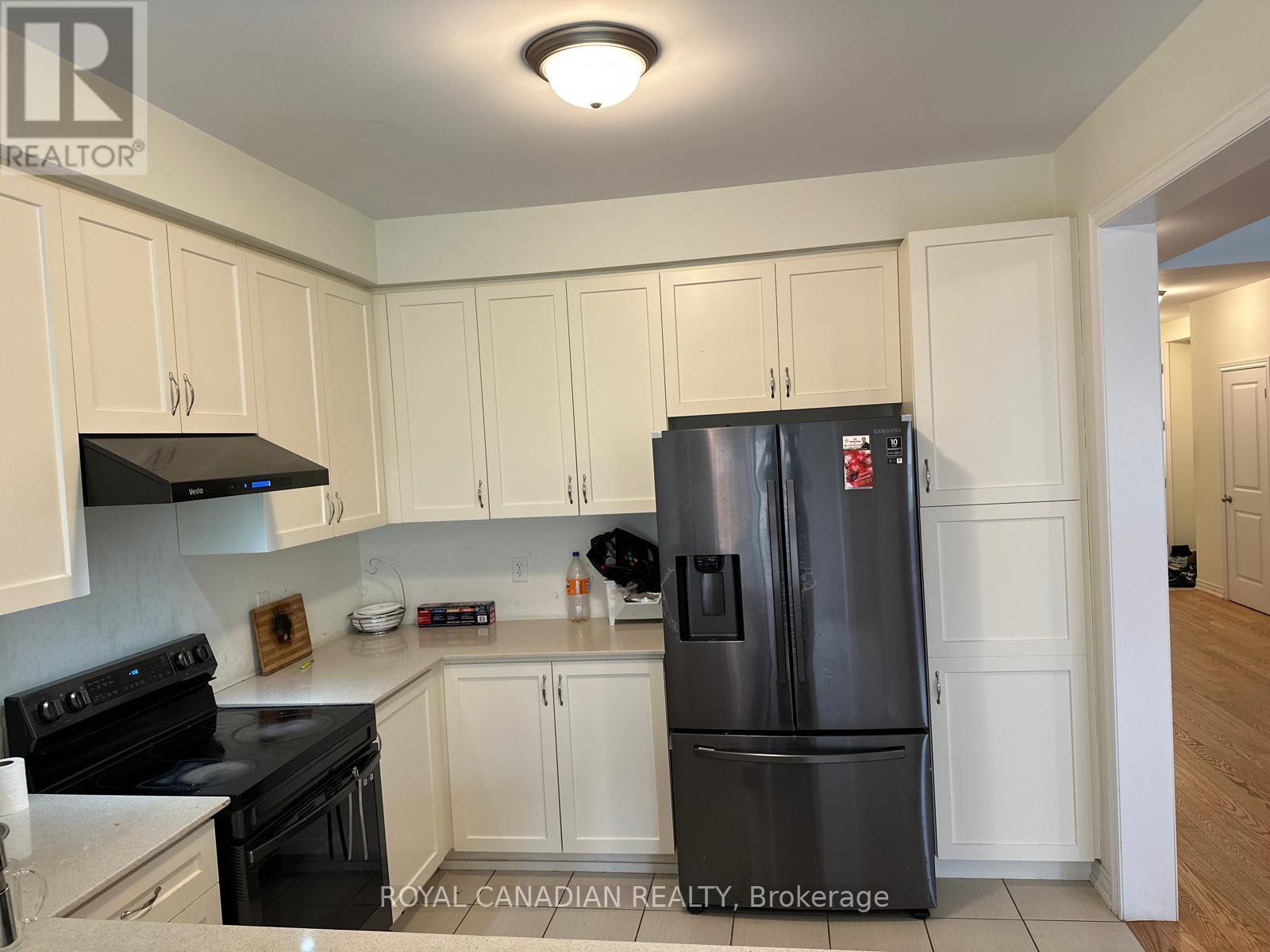 Upper - 3 Bushwood Trail, Brampton, ON - Indoor Photo Showing Kitchen