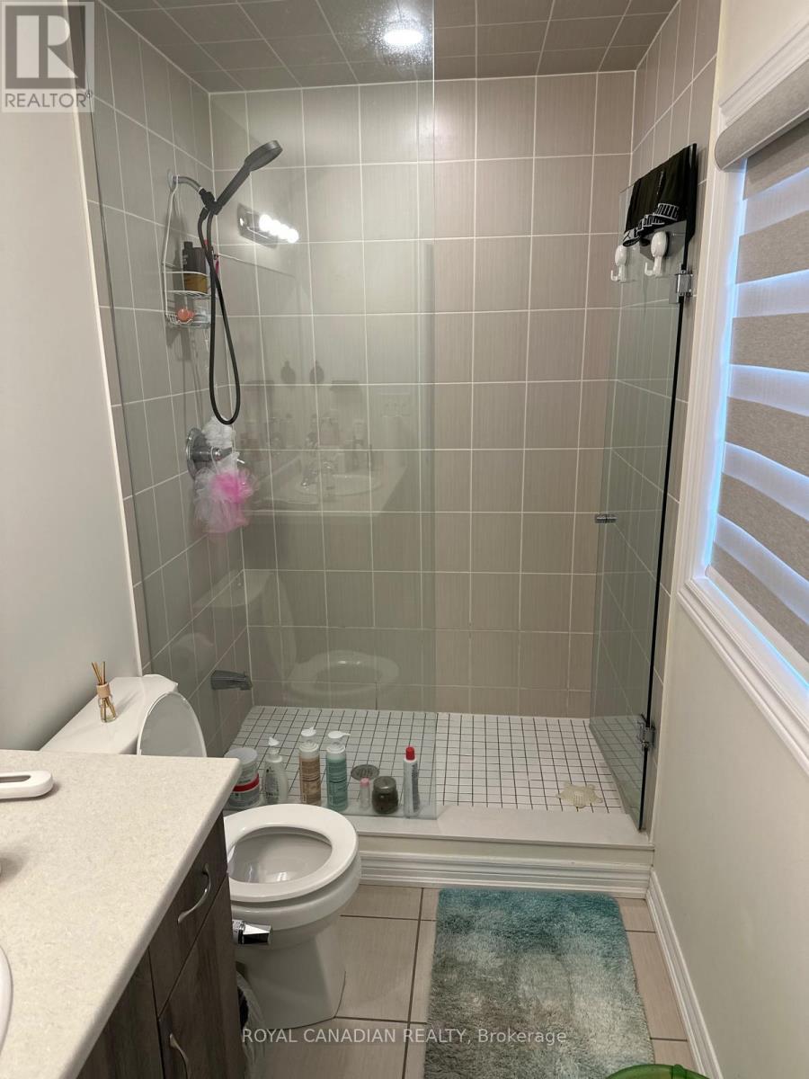 Upper - 3 Bushwood Trail, Brampton, ON - Indoor Photo Showing Bathroom