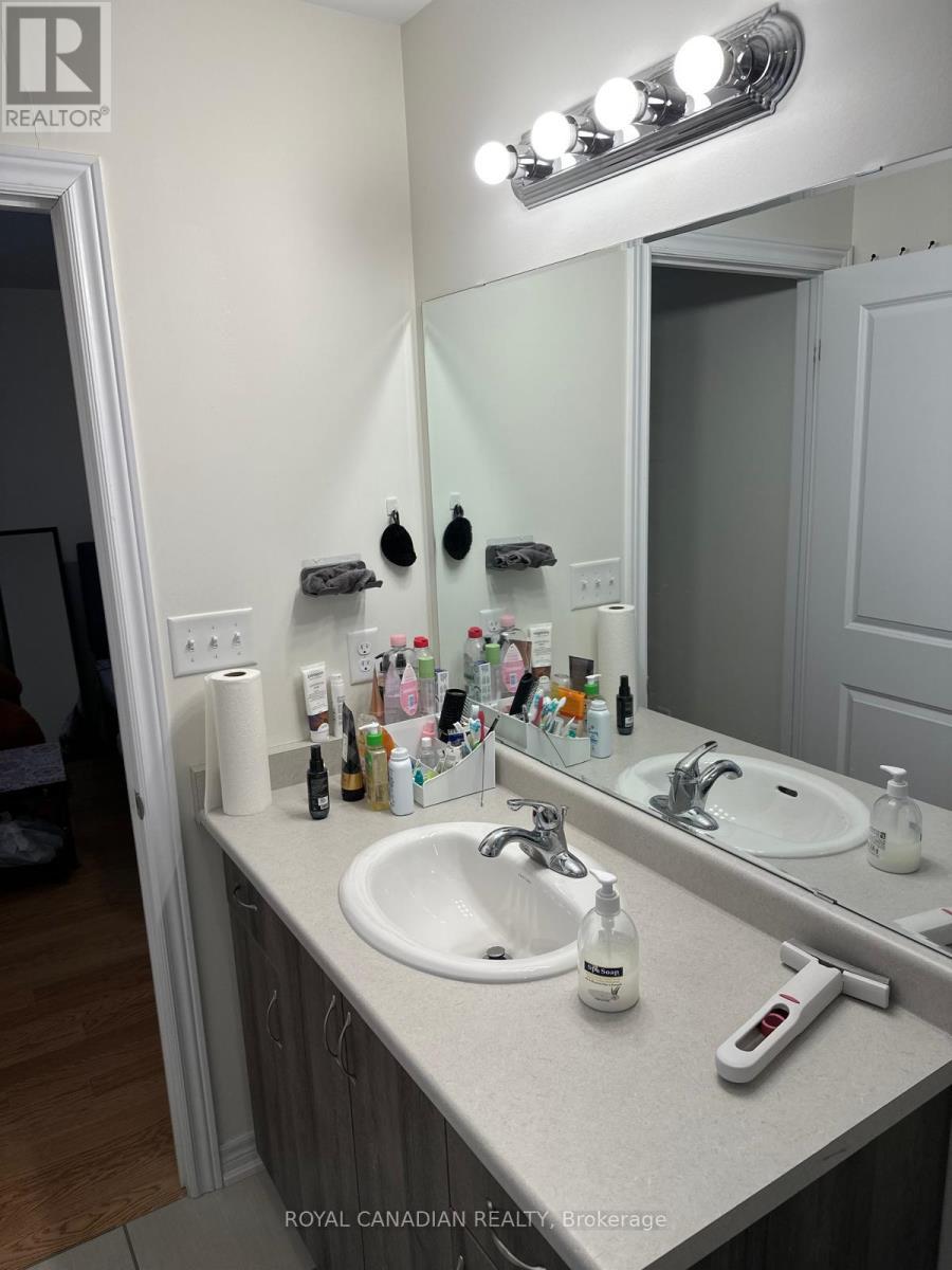 Upper - 3 Bushwood Trail, Brampton, ON - Indoor Photo Showing Bathroom