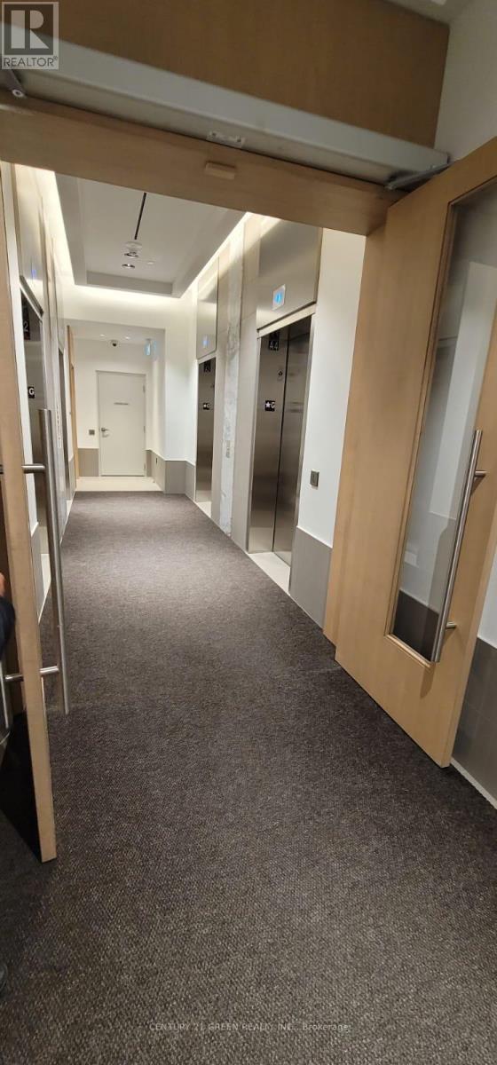 2201 - 395 Square One Drive, Mississauga, ON - Indoor Photo Showing Other Room