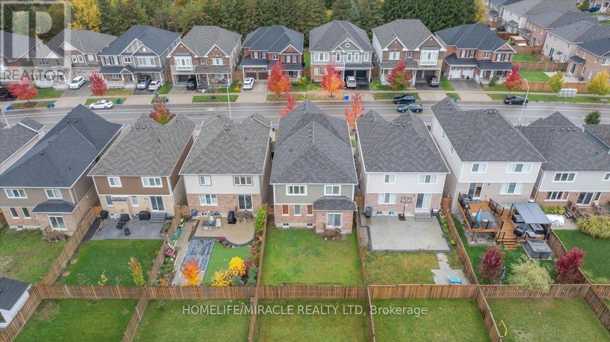 75 Compass Trail, Cambridge, ON - Outdoor