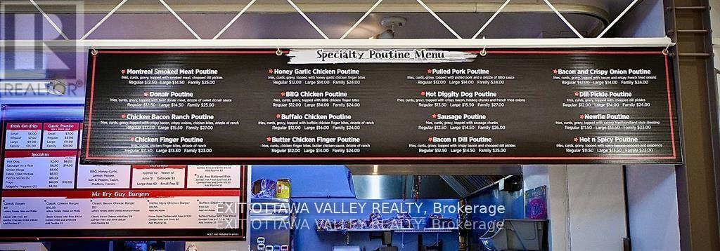 1100 Pembroke Street, Pembroke, ON