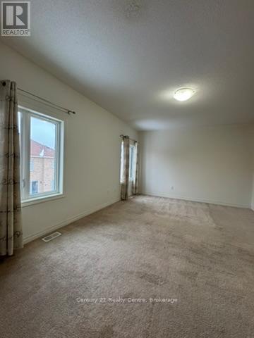 355 Royal Drive W, Brampton, ON - Indoor Photo Showing Other Room