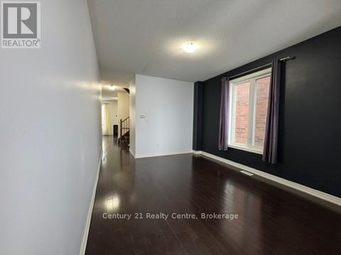 355 Royal Drive W, Brampton, ON - Indoor Photo Showing Other Room