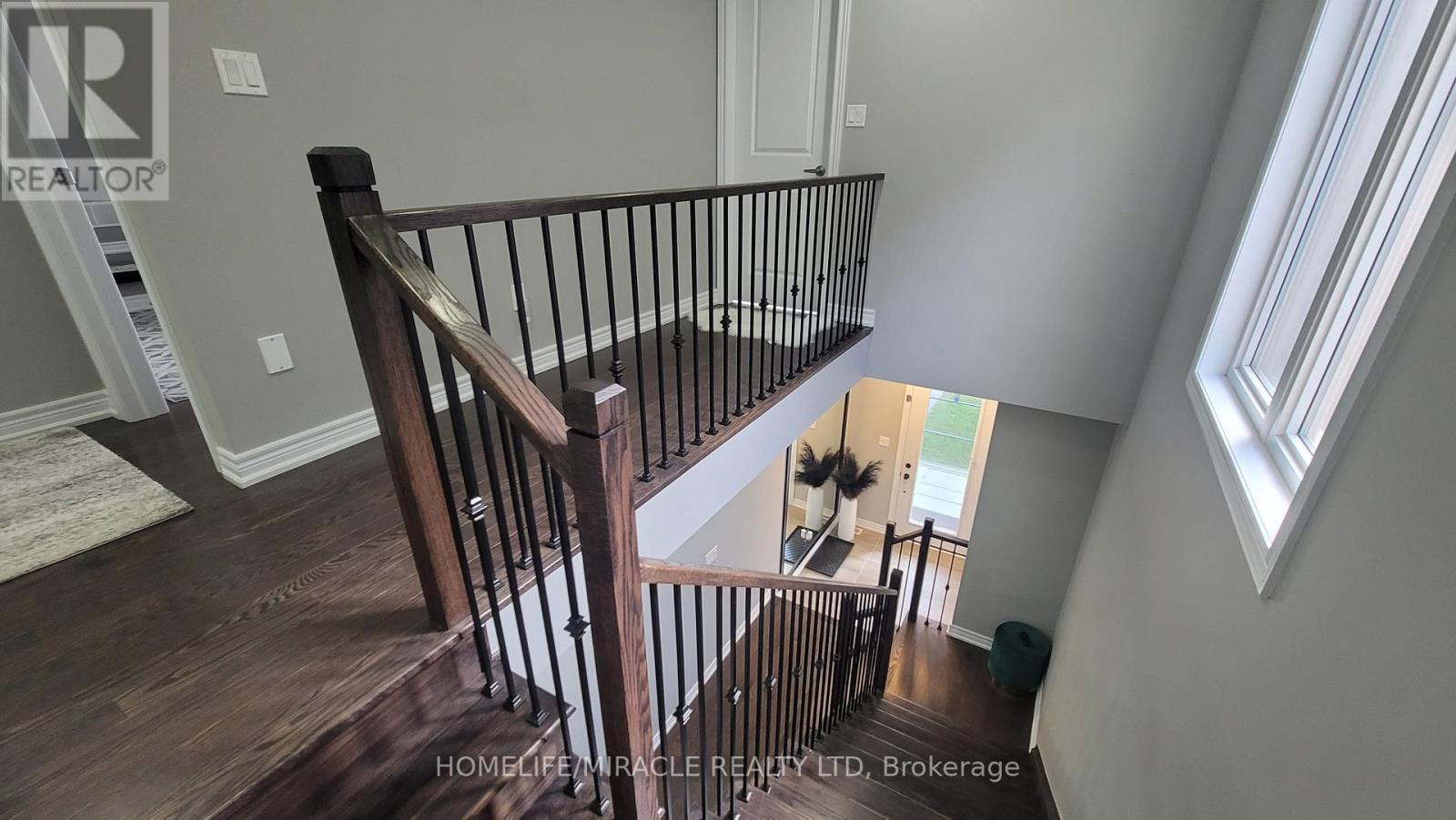 1319 Chee Chee Landing, Milton, ON - Indoor Photo Showing Other Room