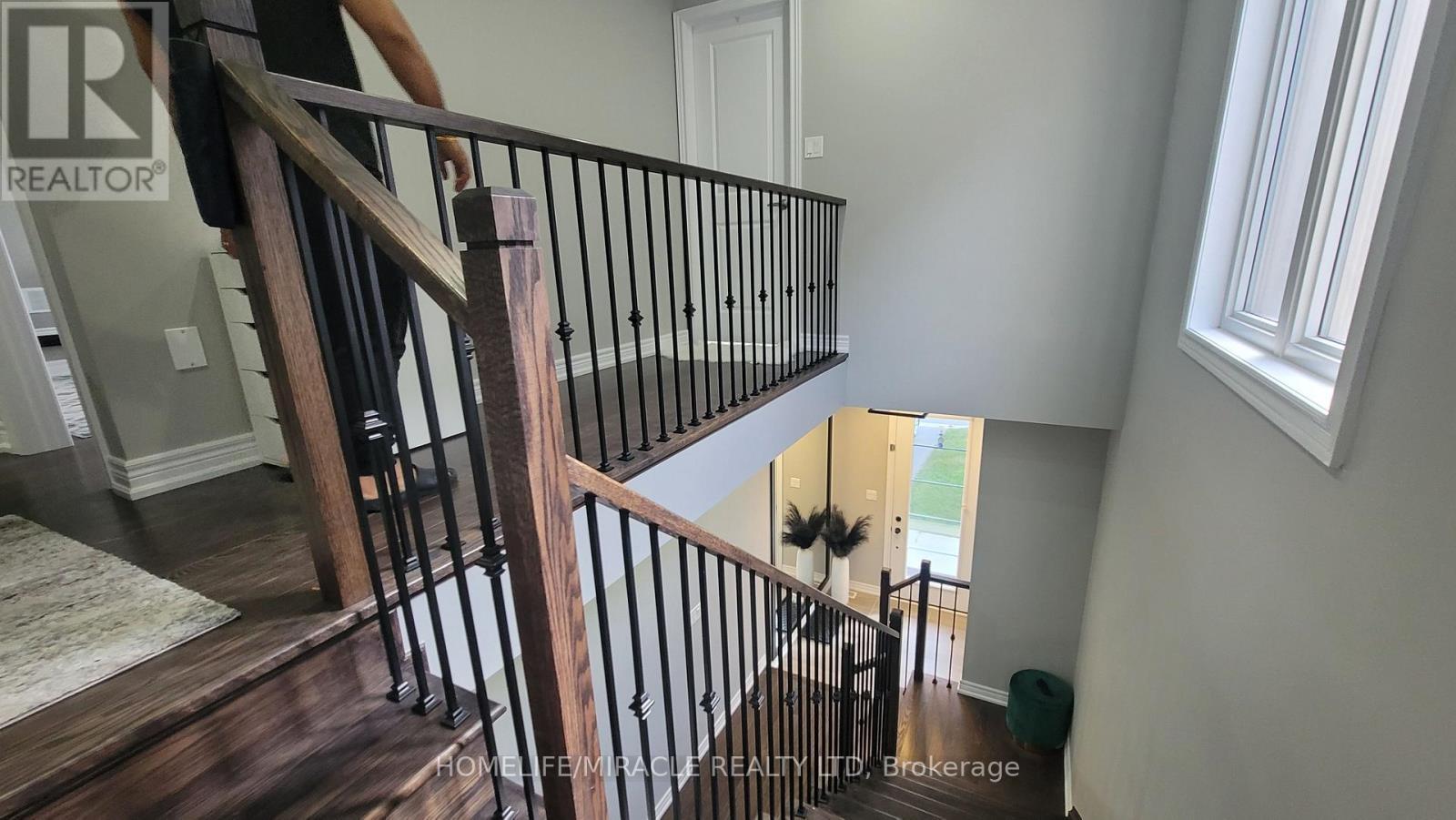 1319 Chee Chee Landing, Milton, ON - Indoor Photo Showing Other Room