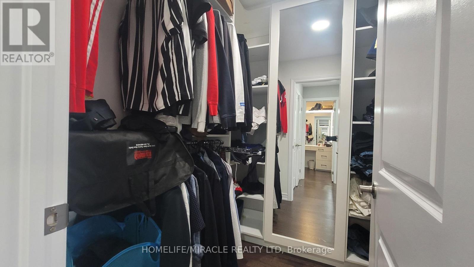 1319 Chee Chee Landing, Milton, ON - Indoor Photo Showing Other Room