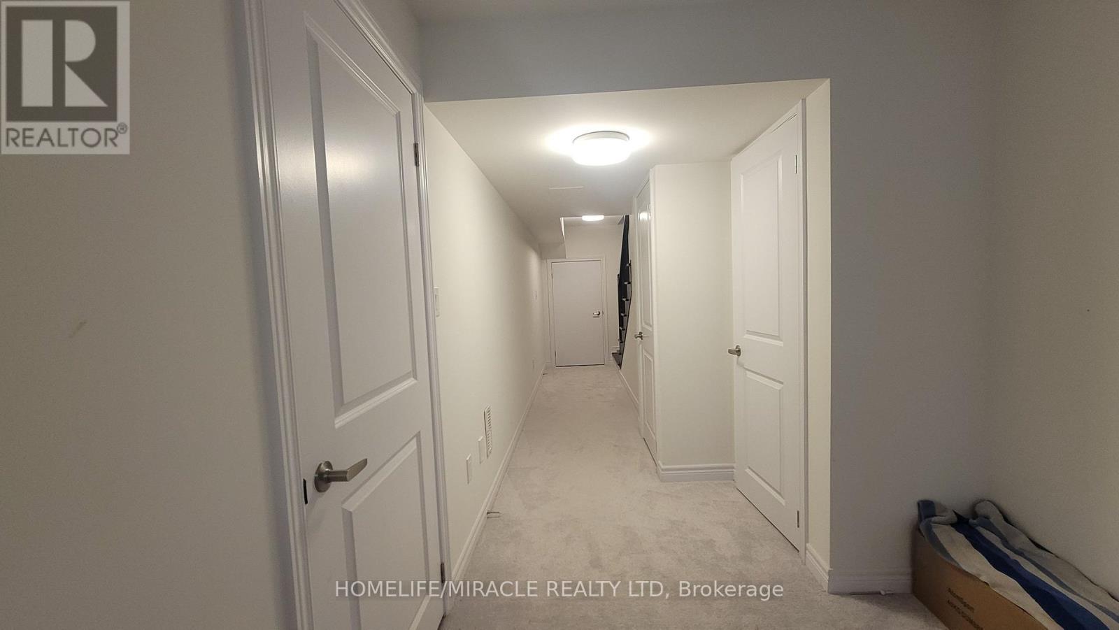 1319 Chee Chee Landing, Milton, ON - Indoor Photo Showing Other Room