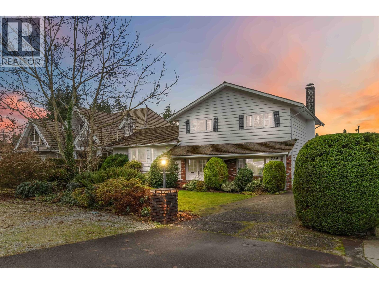 814 Kelvin Street, Coquitlam, BC - Outdoor