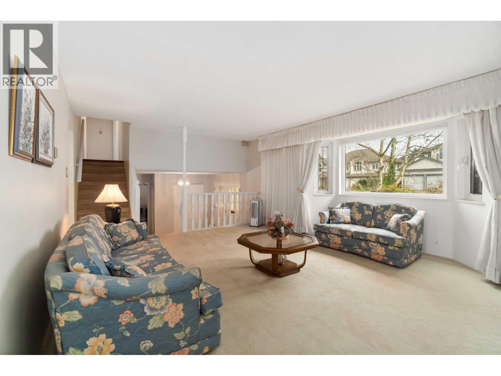 814 Kelvin Street, Coquitlam, BC - Indoor