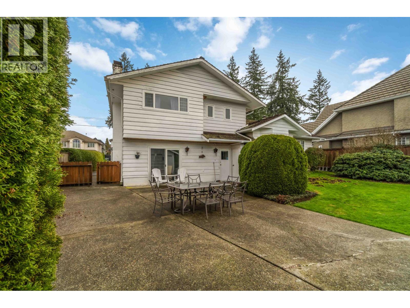 814 Kelvin Street, Coquitlam, BC - Outdoor