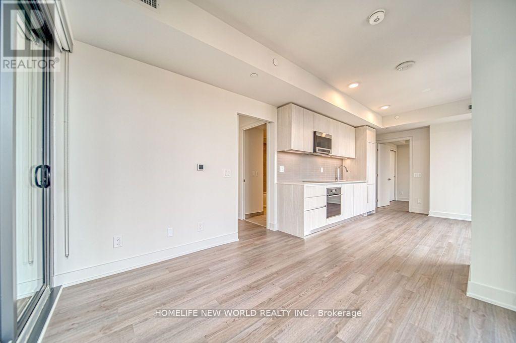 3002 - 8 Cumberland Street, Toronto, ON - Indoor Photo Showing Kitchen