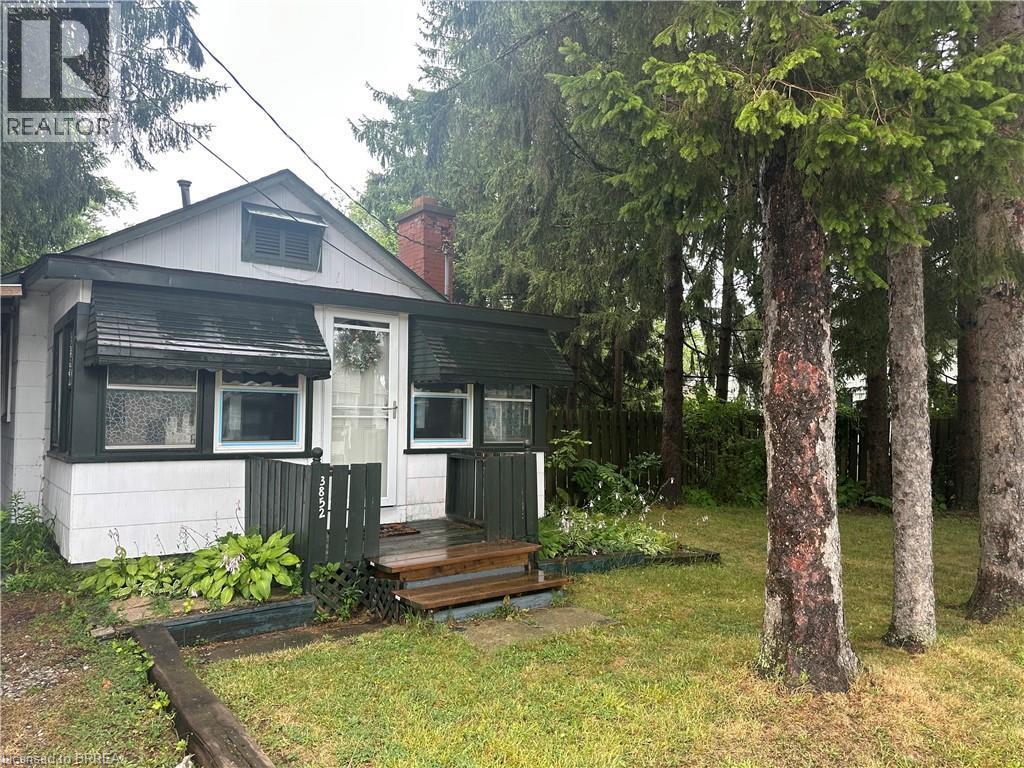 3852 Roxborough Avenue, Crystal Beach, ON - Outdoor