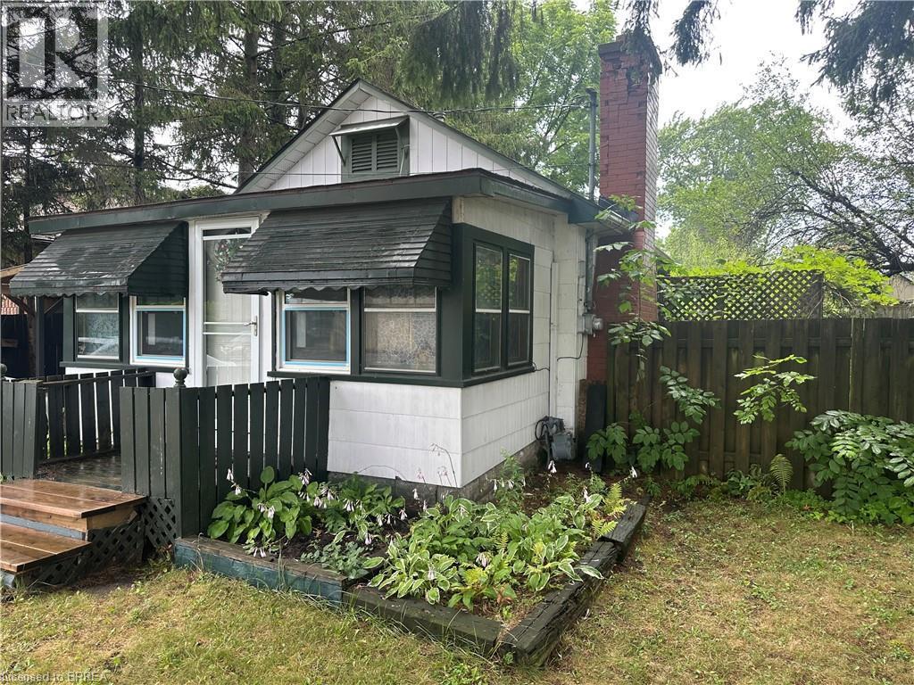 3852 Roxborough Avenue, Crystal Beach, ON - Outdoor