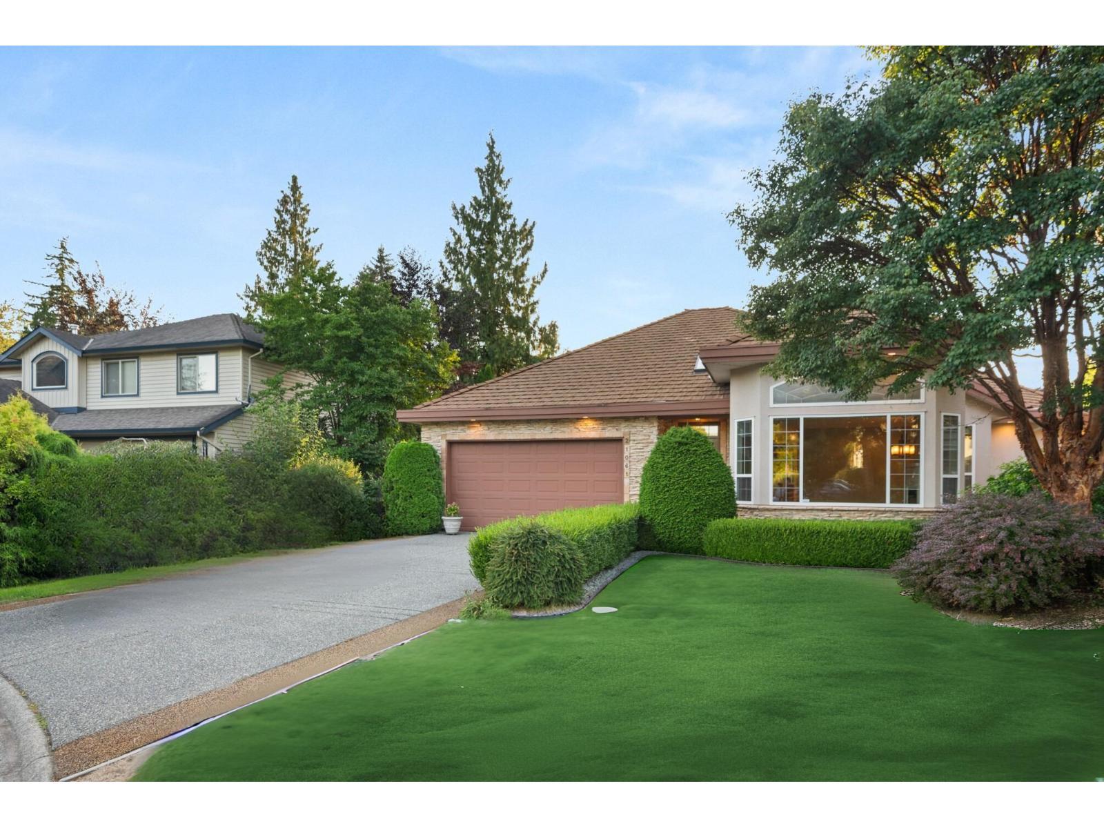 21061 44A Avenue, Langley, BC - Outdoor With Facade