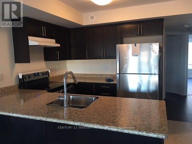 1202 - 11 Dunsheath Way, Markham, ON - Indoor Photo Showing Kitchen