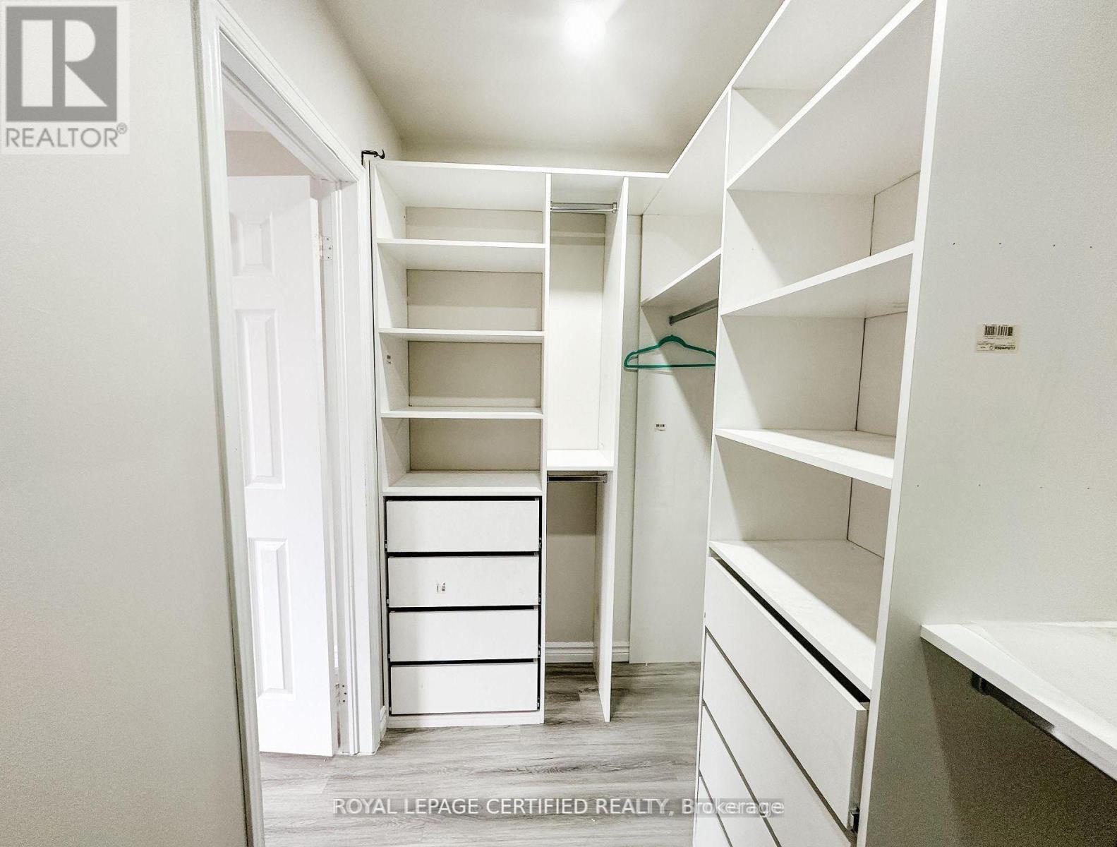 30 Lucerne Drive, Vaughan, ON - Indoor With Storage